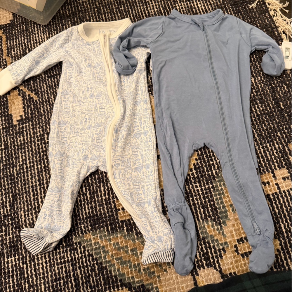 0-3M Chicago and 3-6M Blue Zip-Up Pajamas